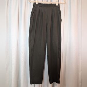 lululemon athletica Charcoal Pleated Pants